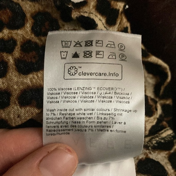 Kaffe Leopard Print Sleeveless Top - Picture 7 of 7